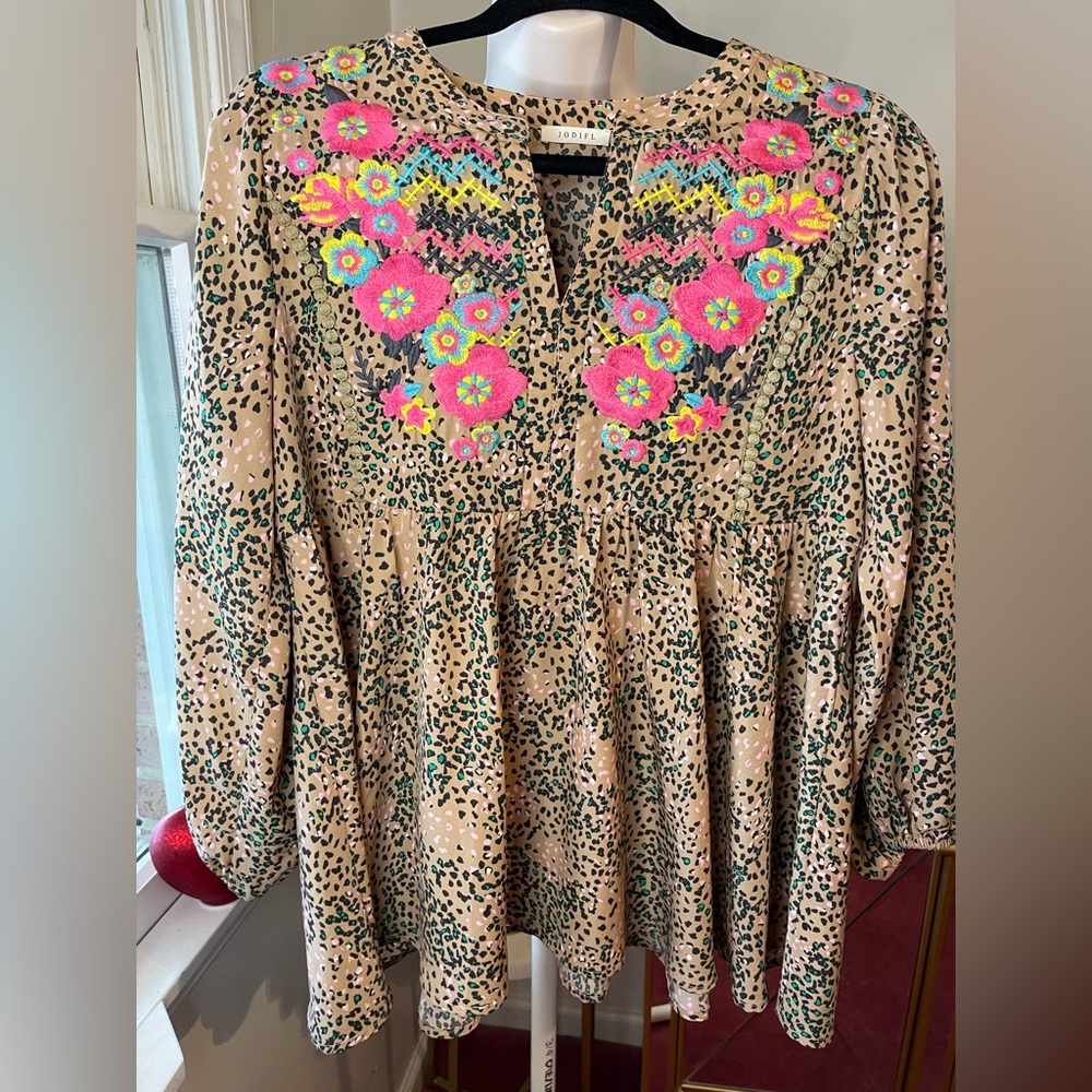 Jodifl leopard print & flowered embroidery top size S